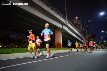 HO CHI MINH CITY NIGHT RUN EXIMBANK 2024 - Ảnh #1988882