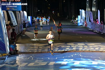 HO CHI MINH CITY NIGHT RUN EXIMBANK 2024 - Ảnh #2027244