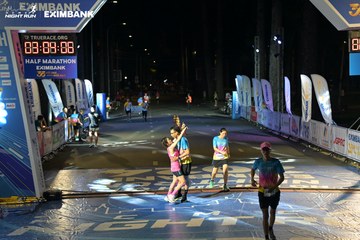 HO CHI MINH CITY NIGHT RUN EXIMBANK 2024 - Ảnh #2029793