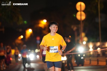HO CHI MINH CITY NIGHT RUN EXIMBANK 2024 - Ảnh #2160462
