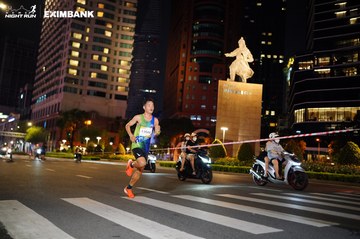 HO CHI MINH CITY NIGHT RUN EXIMBANK 2024 - Ảnh #1989023