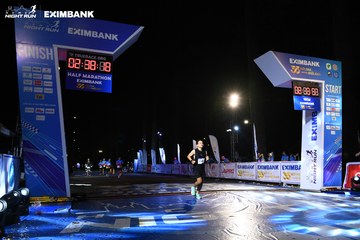 HO CHI MINH CITY NIGHT RUN EXIMBANK 2024 - Ảnh #2059771