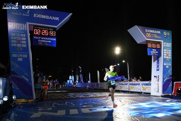HO CHI MINH CITY NIGHT RUN EXIMBANK 2024 - Ảnh #2060819
