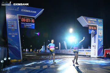 HO CHI MINH CITY NIGHT RUN EXIMBANK 2024 - Ảnh #2065881