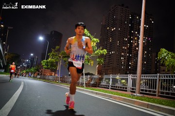 HO CHI MINH CITY NIGHT RUN EXIMBANK 2024 - Ảnh #1988706