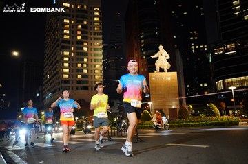 HO CHI MINH CITY NIGHT RUN EXIMBANK 2024 - Ảnh #1991737