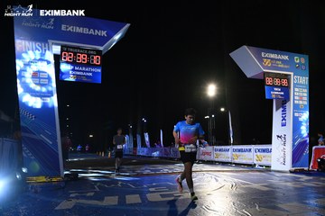 HO CHI MINH CITY NIGHT RUN EXIMBANK 2024 - Ảnh #2060434
