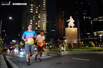 HO CHI MINH CITY NIGHT RUN EXIMBANK 2024 - Ảnh #1990056