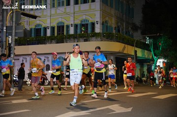 HO CHI MINH CITY NIGHT RUN EXIMBANK 2024 - Ảnh #2031599