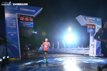 HO CHI MINH CITY NIGHT RUN EXIMBANK 2024 - Ảnh #2062689