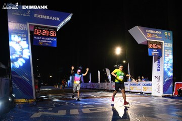 HO CHI MINH CITY NIGHT RUN EXIMBANK 2024 - Ảnh #2065426
