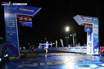 HO CHI MINH CITY NIGHT RUN EXIMBANK 2024 - Ảnh #2065629