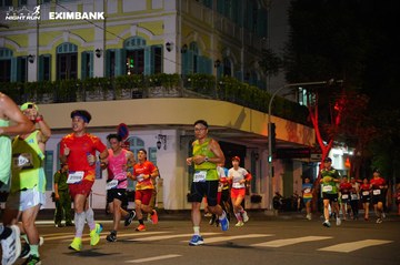HO CHI MINH CITY NIGHT RUN EXIMBANK 2024 - Ảnh #2031321