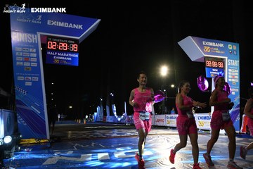 HO CHI MINH CITY NIGHT RUN EXIMBANK 2024 - Ảnh #2064898