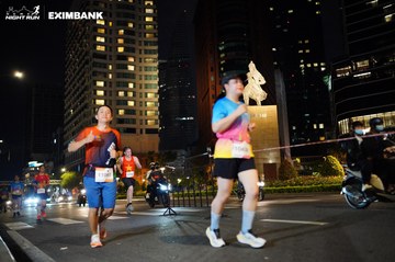 HO CHI MINH CITY NIGHT RUN EXIMBANK 2024 - Ảnh #1990384
