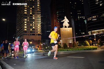 HO CHI MINH CITY NIGHT RUN EXIMBANK 2024 - Ảnh #1991153