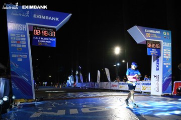 HO CHI MINH CITY NIGHT RUN EXIMBANK 2024 - Ảnh #2066154
