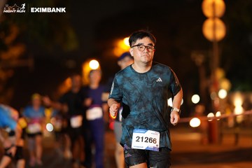 HO CHI MINH CITY NIGHT RUN EXIMBANK 2024 - Ảnh #2160444