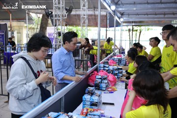 HO CHI MINH CITY NIGHT RUN EXIMBANK 2024 - Ảnh #1964360