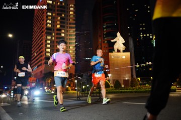 HO CHI MINH CITY NIGHT RUN EXIMBANK 2024 - Ảnh #1990256