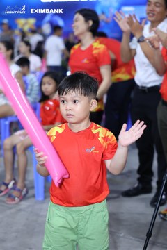 HO CHI MINH CITY NIGHT RUN EXIMBANK 2024 - Ảnh #1965132