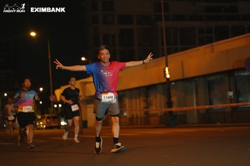 HO CHI MINH CITY NIGHT RUN EXIMBANK 2024 - Ảnh #2032691