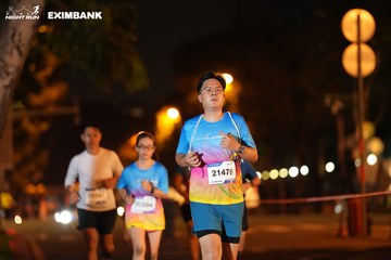 HO CHI MINH CITY NIGHT RUN EXIMBANK 2024 - Ảnh #2160365
