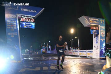 HO CHI MINH CITY NIGHT RUN EXIMBANK 2024 - Ảnh #2059265