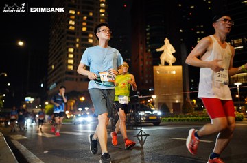 HO CHI MINH CITY NIGHT RUN EXIMBANK 2024 - Ảnh #1990546