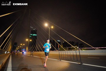 HO CHI MINH CITY NIGHT RUN EXIMBANK 2024 - Ảnh #2024331