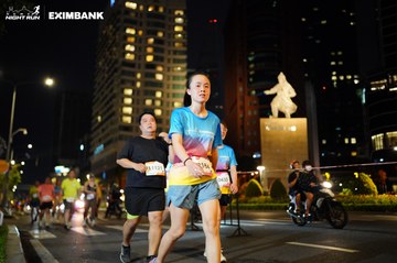 HO CHI MINH CITY NIGHT RUN EXIMBANK 2024 - Ảnh #1990830