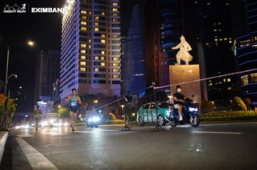 HO CHI MINH CITY NIGHT RUN EXIMBANK 2024 - Ảnh #1989298