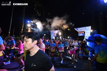 HO CHI MINH CITY NIGHT RUN EXIMBANK 2024 - Ảnh #1969762