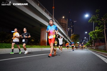 HO CHI MINH CITY NIGHT RUN EXIMBANK 2024 - Ảnh #1988994