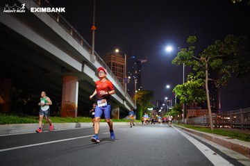 HO CHI MINH CITY NIGHT RUN EXIMBANK 2024 - Ảnh #1988968