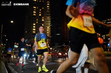 HO CHI MINH CITY NIGHT RUN EXIMBANK 2024 - Ảnh #1990924