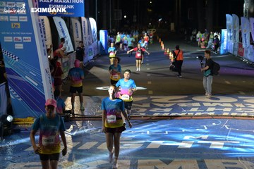 HO CHI MINH CITY NIGHT RUN EXIMBANK 2024 - Ảnh #2029335