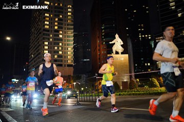 HO CHI MINH CITY NIGHT RUN EXIMBANK 2024 - Ảnh #1990278