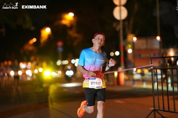 HO CHI MINH CITY NIGHT RUN EXIMBANK 2024 - Ảnh #2159231