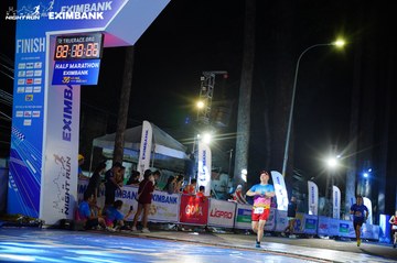 HO CHI MINH CITY NIGHT RUN EXIMBANK 2024 - Ảnh #2034163