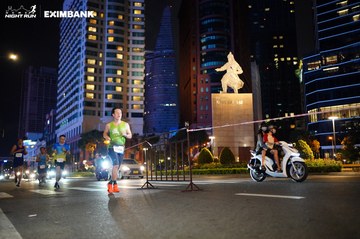 HO CHI MINH CITY NIGHT RUN EXIMBANK 2024 - Ảnh #1989477