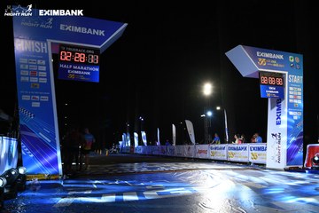 HO CHI MINH CITY NIGHT RUN EXIMBANK 2024 - Ảnh #2064113