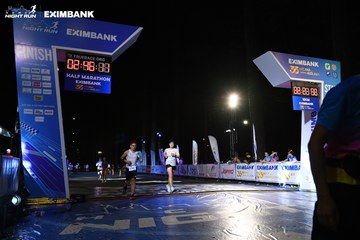 HO CHI MINH CITY NIGHT RUN EXIMBANK 2024 - Ảnh #2066017