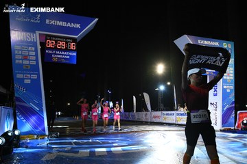 HO CHI MINH CITY NIGHT RUN EXIMBANK 2024 - Ảnh #2064780