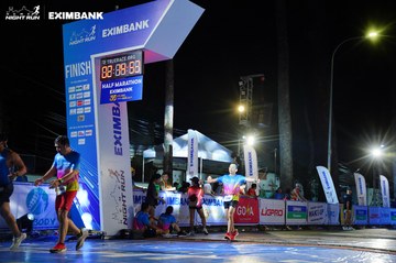 HO CHI MINH CITY NIGHT RUN EXIMBANK 2024 - Ảnh #2033096