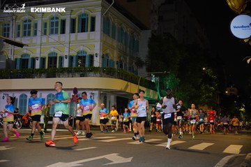 HO CHI MINH CITY NIGHT RUN EXIMBANK 2024 - Ảnh #2032101