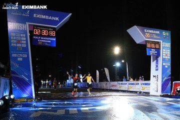 HO CHI MINH CITY NIGHT RUN EXIMBANK 2024 - Ảnh #2065995
