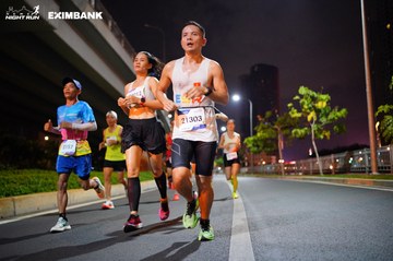 HO CHI MINH CITY NIGHT RUN EXIMBANK 2024 - Ảnh #1988648