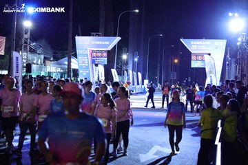 HO CHI MINH CITY NIGHT RUN EXIMBANK 2024 - Ảnh #1972009