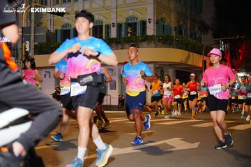 HO CHI MINH CITY NIGHT RUN EXIMBANK 2024 - Ảnh #2031816